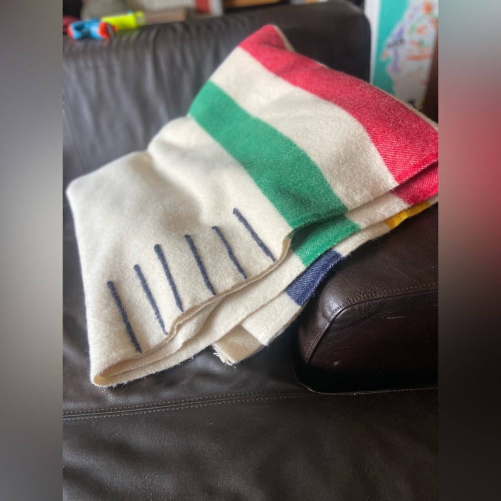 Vintage Hudson Bay 6-point (King-Sized) Blanket
